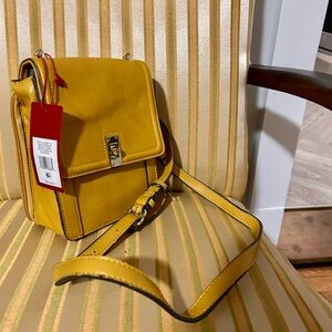 Enzo Angiolini mustard leather crossbody bag/new